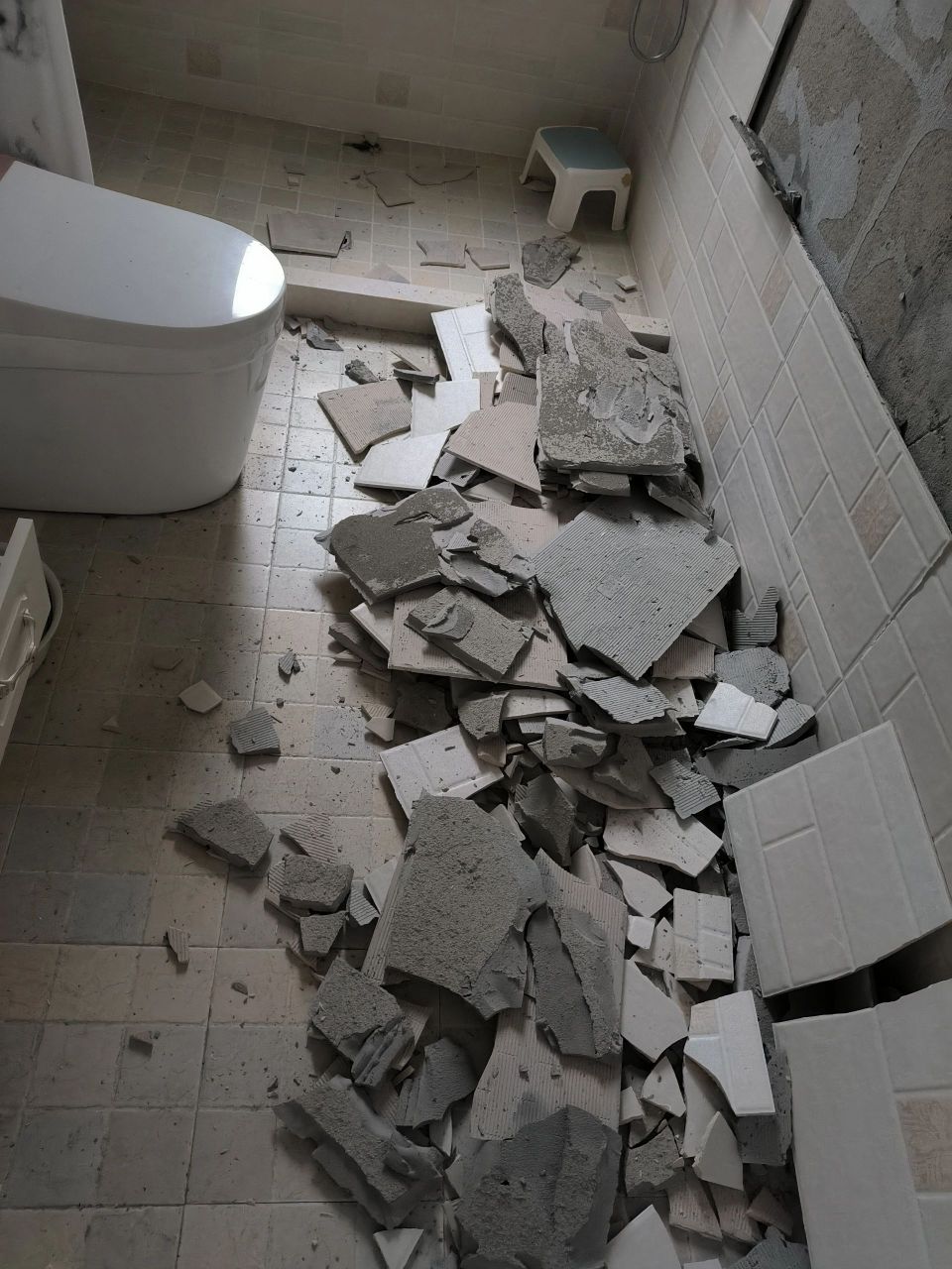 墙砖脱落前有预兆(墙砖脱落前有预兆怎么办) 墙砖脱落前有预兆(墙砖脱落前有预兆怎么办)